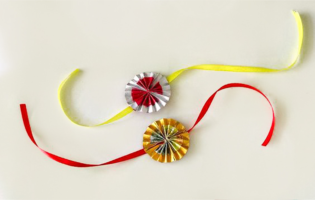 DIY_Paper_Fan_Rakhi