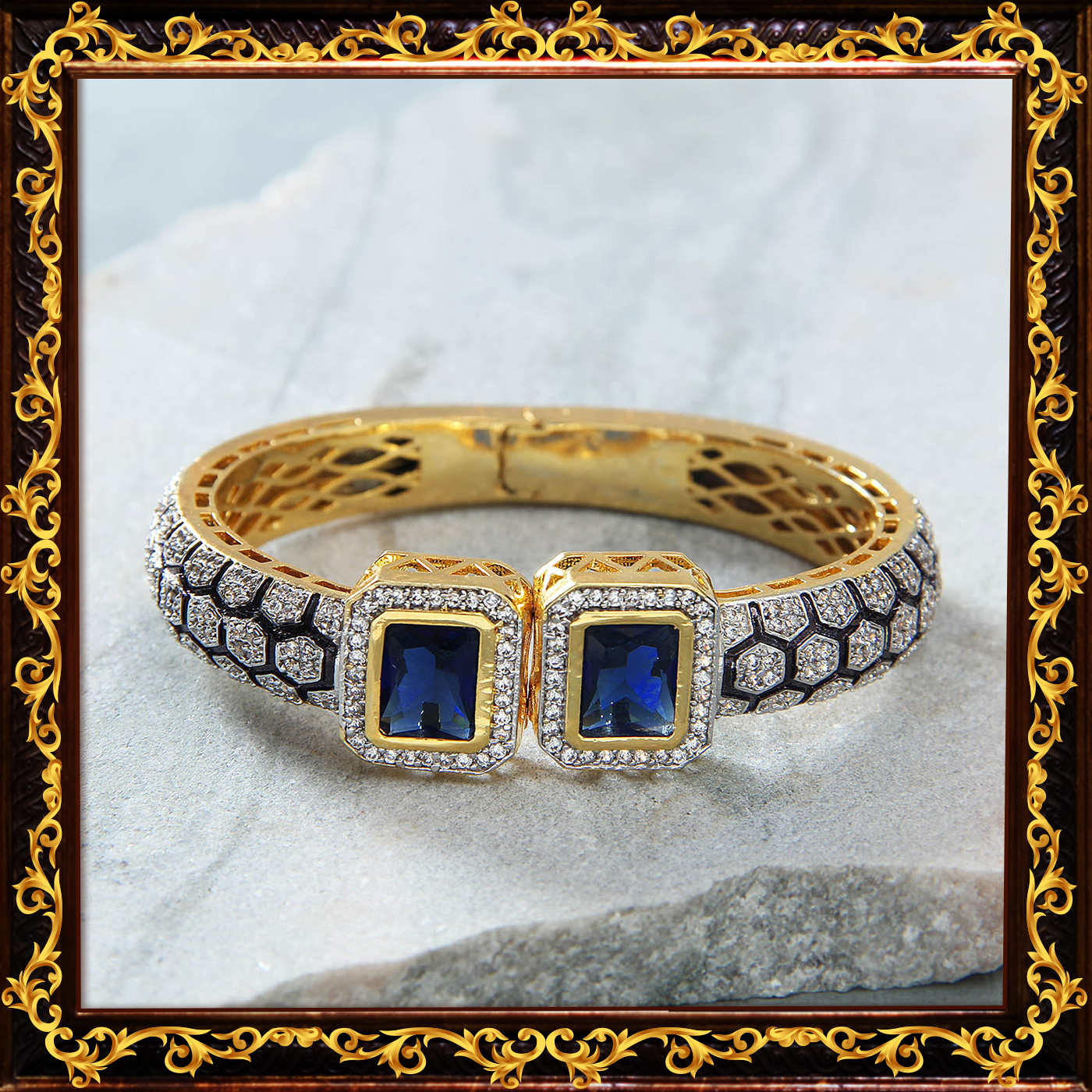 Prussian_blue_stone_bracelet 