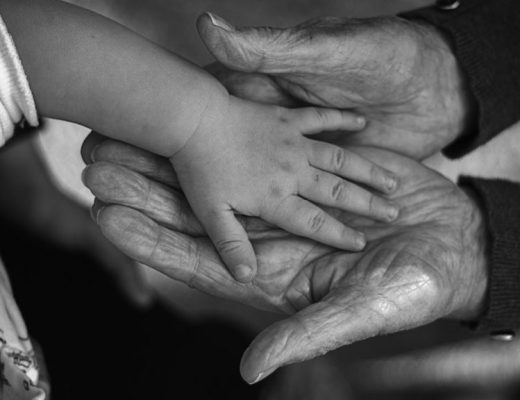 Grandparent_and_Grandchildren_quality_time