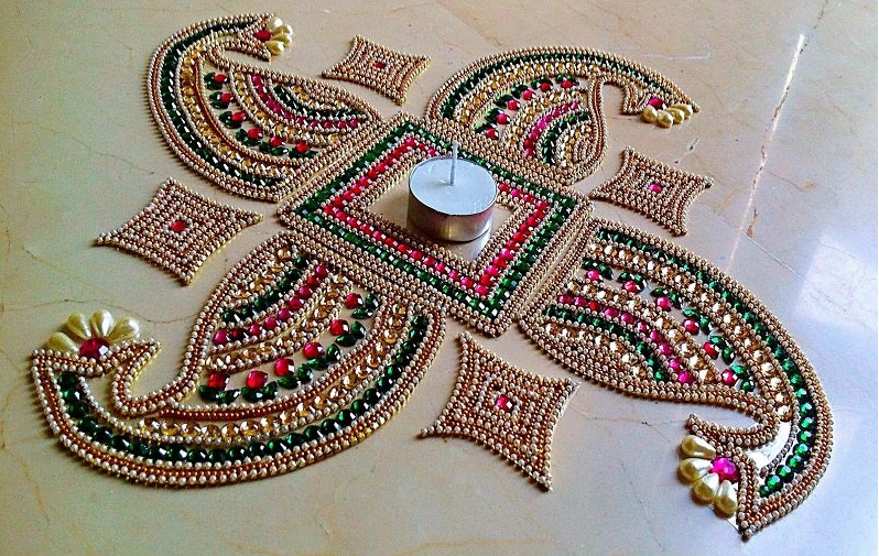 Grand Kundan Rangoli