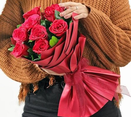 Easy Ways to Keep Valentine’s Roses Fresh Longer